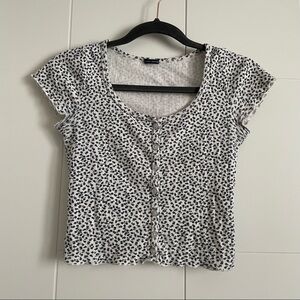 3/$45 Brandy Melville Zelly top